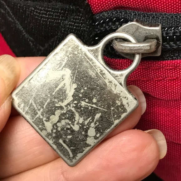 American Girl Place Chicago Duffle Bag Sports Duffel Bag in Red / Black Gym Bag - Picture 4 of 13